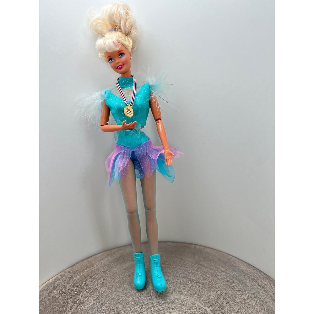 Olympic USA Skater Barbie Doll Mattel 18501 1997